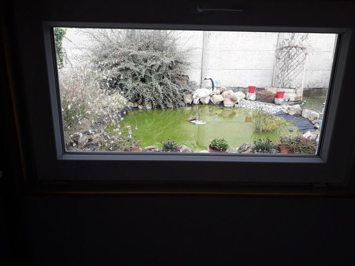 charmant studio 35m² au calme proche du circuit Saint-Gervais en-Belin Exterior foto